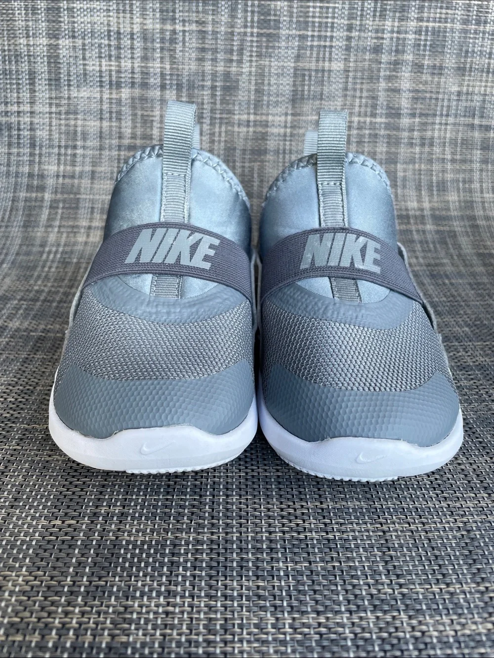 Nike Kids Flex Runner 4 Slip-On Sneakers Gray White Active Shoes Size 9